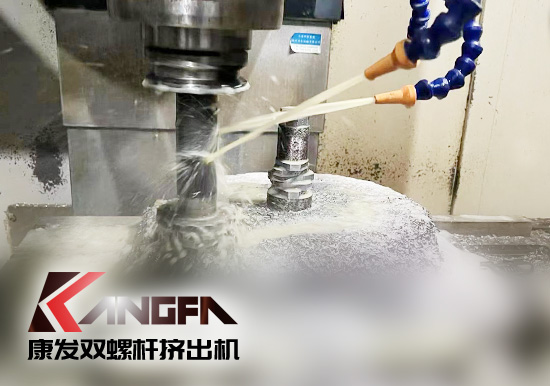 展会播报:第四届中国·沧州塑料产业博览会开展,展示内容包括各类双螺杆造粒机设备、辅助设备及其它塑料产业相关