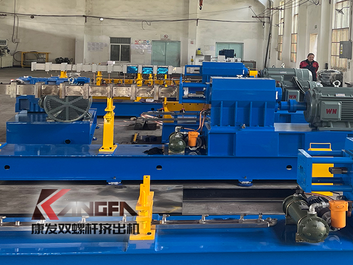 专注双螺杆造粒设备及塑料高聚物配混改性装备 为行业提供稳定可靠的双螺杆造粒机核心设备与一体化解决方案